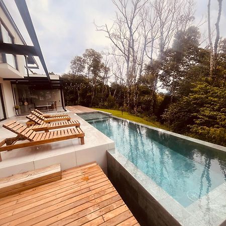Paraiso Em Rancho Queimado Com Piscina Aquecida Εξωτερικό φωτογραφία